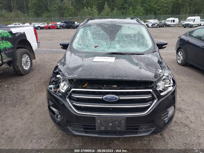 2017 FORD ESCAPE TITANIUM - 1FMCU9J90HUC41768