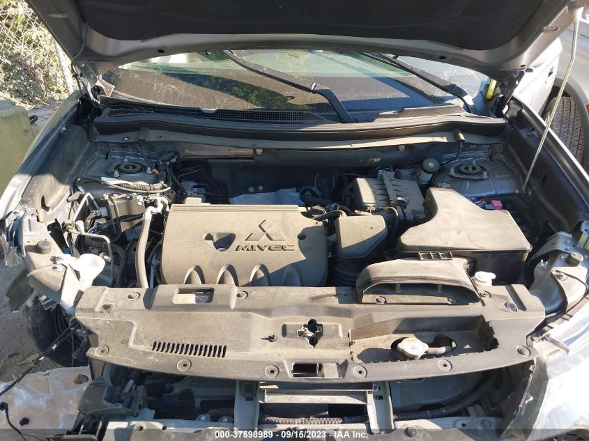 2017 MITSUBISHI OUTLANDER SE/SEL - JA4AZ3A35HZ026678