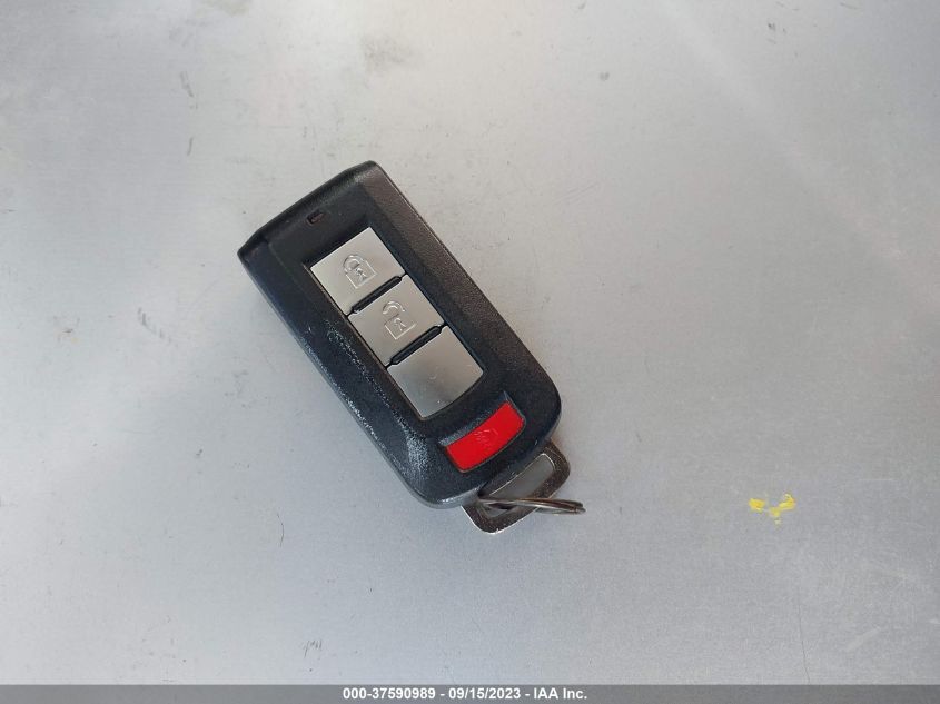 2017 MITSUBISHI OUTLANDER SE/SEL - JA4AZ3A35HZ026678