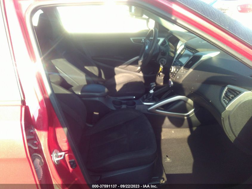 2016 HYUNDAI VELOSTER - KMHTC6AD1GU258843