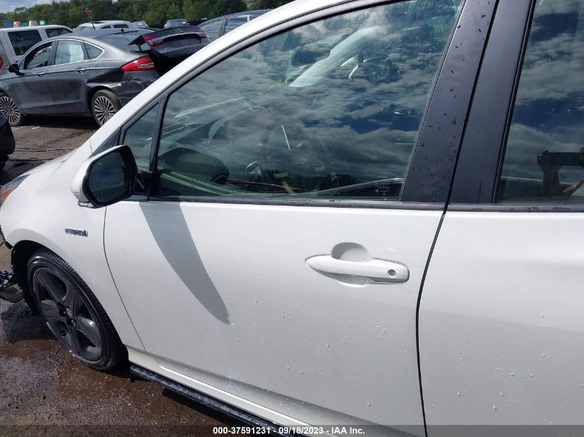 2018 TOYOTA PRIUS TWO/TWO ECO/THREE - JTDKARFU2J3055263