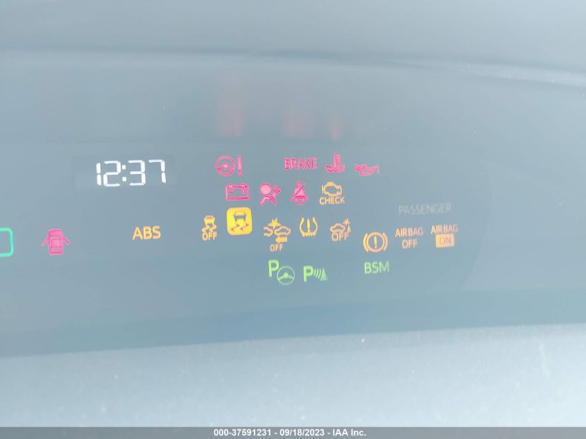 2018 TOYOTA PRIUS TWO/TWO ECO/THREE - JTDKARFU2J3055263