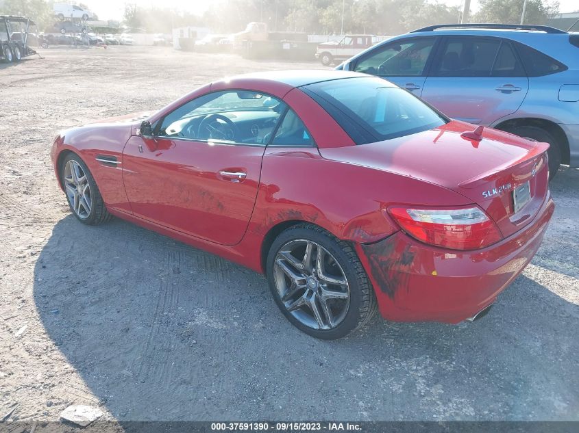 2013 MERCEDES-BENZ SLK-CLASS SLK 250 WDDPK4HA3DF055208
