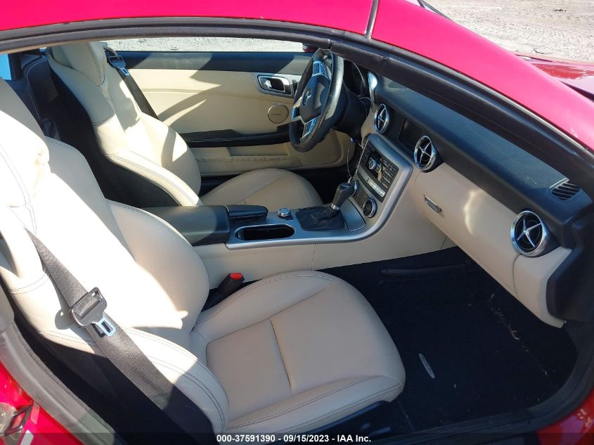 2013 MERCEDES-BENZ SLK-CLASS SLK 250 WDDPK4HA3DF055208