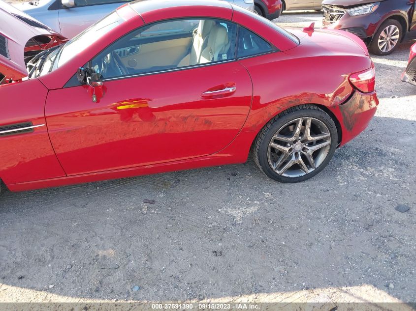 2013 MERCEDES-BENZ SLK-CLASS SLK 250 WDDPK4HA3DF055208