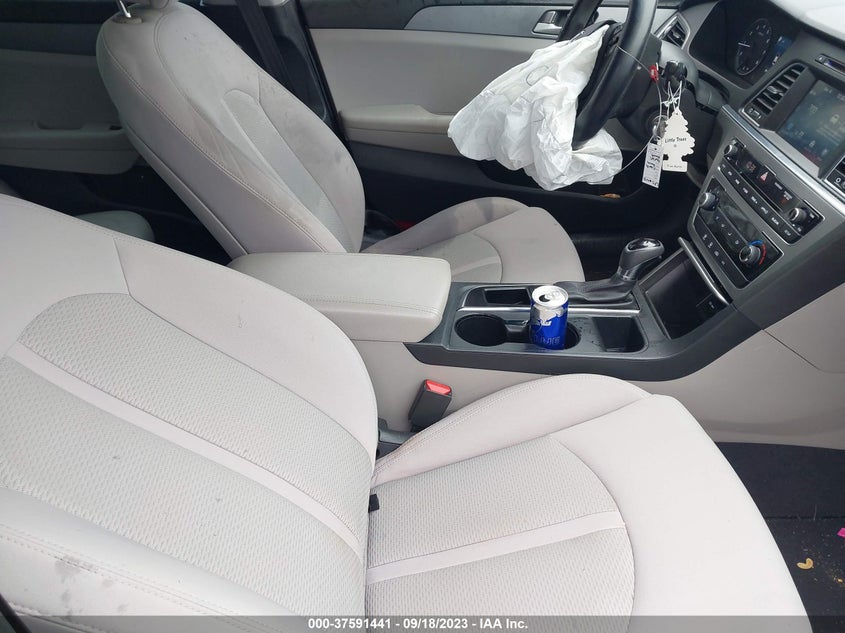 VIN 5NPE24AFXHH519257 2017 HYUNDAI SONATA SE
