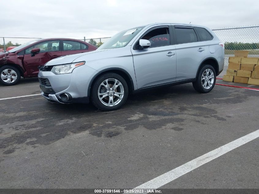 2015 MITSUBISHI OUTLANDER SE - JA4AD3A3XFZ013209