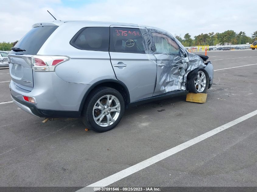 2015 MITSUBISHI OUTLANDER SE - JA4AD3A3XFZ013209