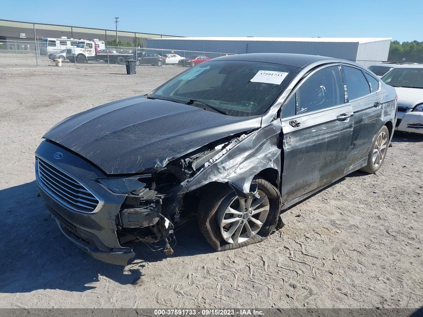 VIN 3FA6P0LU4LR246256 2020 FORD FUSION HYBRID SE