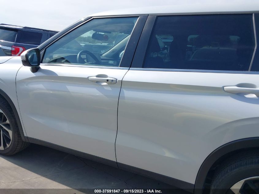 2022 MITSUBISHI OUTLANDER SE - JA4J4UA82NZ016654