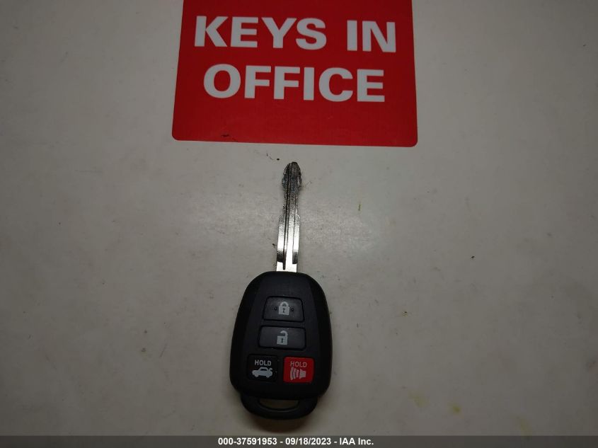 2016 TOYOTA CAMRY XLE/SE/LE/XSE - 4T1BF1FK3GU164847