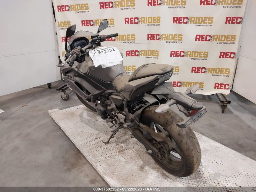 2021 KAWASAKI EX650 N - ML5EXEN13MDA41833