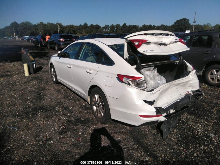 2016 HYUNDAI SONATA 2.4L SE - 5NPE24AFXGH317646