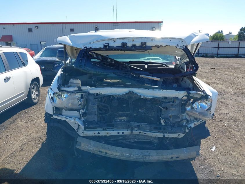 2013 TOYOTA TUNDRA 4WD TRUCK - 5TFUY5F13DX302600