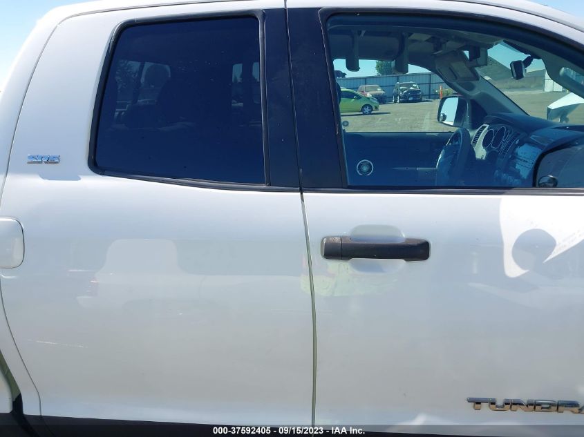 2013 TOYOTA TUNDRA 4WD TRUCK - 5TFUY5F13DX302600