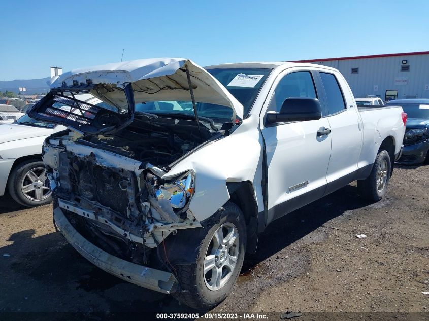 2013 TOYOTA TUNDRA 4WD TRUCK - 5TFUY5F13DX302600