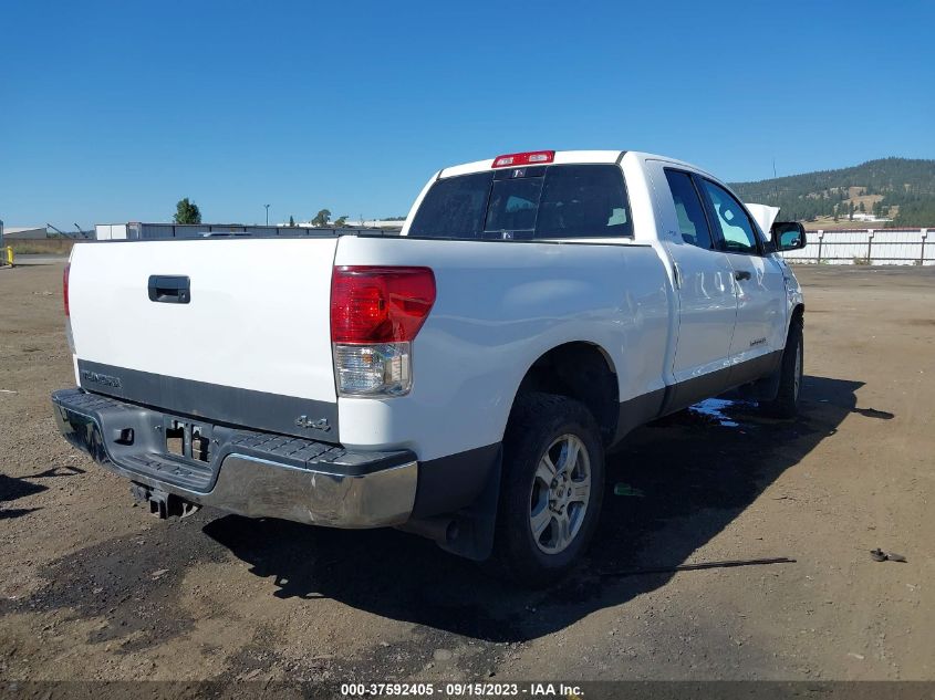 2013 TOYOTA TUNDRA 4WD TRUCK - 5TFUY5F13DX302600