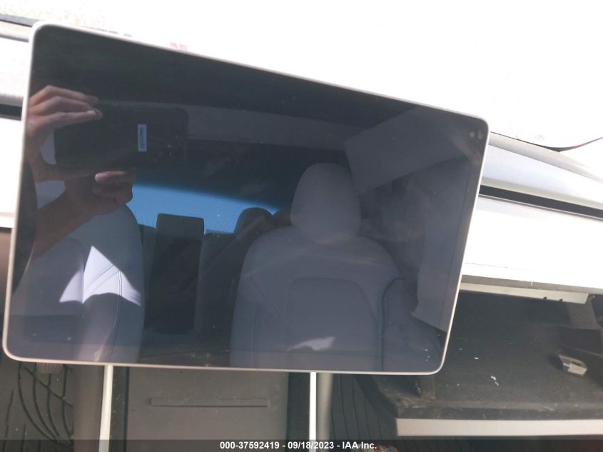2018 TESLA MODEL 3 - 5YJ3E1EA6JF155676