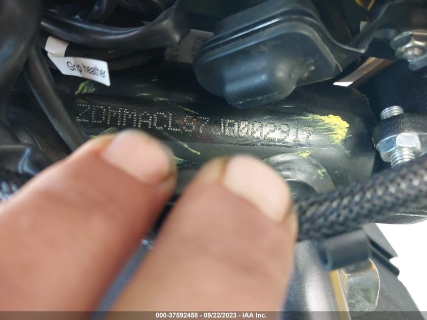2018 DUCATI MONSTER 821 - ZDMMACLS7JB002917