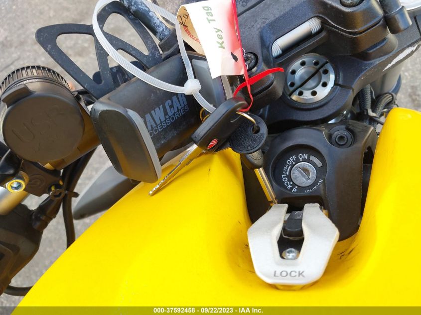 2018 DUCATI MONSTER 821 - ZDMMACLS7JB002917