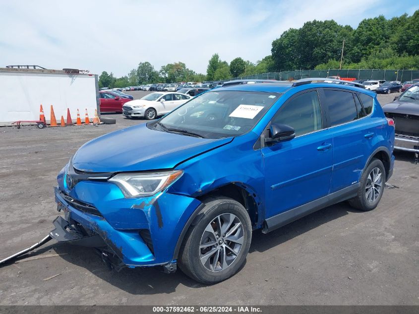 2017 TOYOTA RAV4 HYBRID XLE JTMRJREV7HD138068