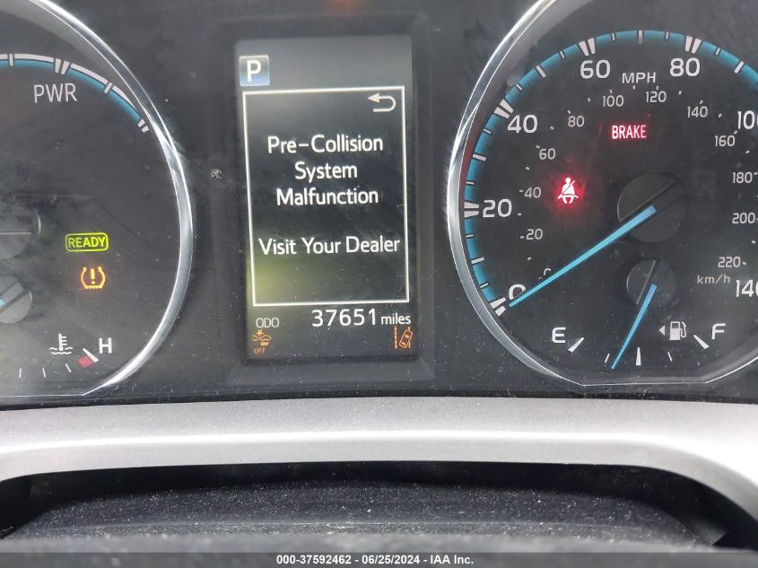 2017 TOYOTA RAV4 HYBRID XLE JTMRJREV7HD138068
