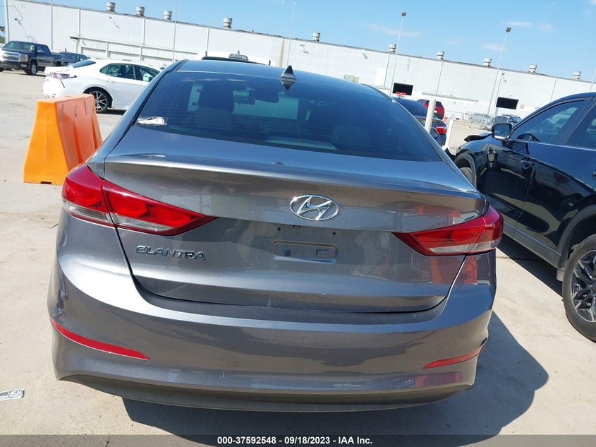 VIN 5NPD84LF5JH245656 2018 HYUNDAI ELANTRA SEL