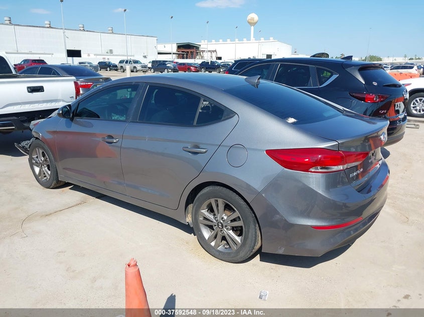 VIN 5NPD84LF5JH245656 2018 HYUNDAI ELANTRA SEL