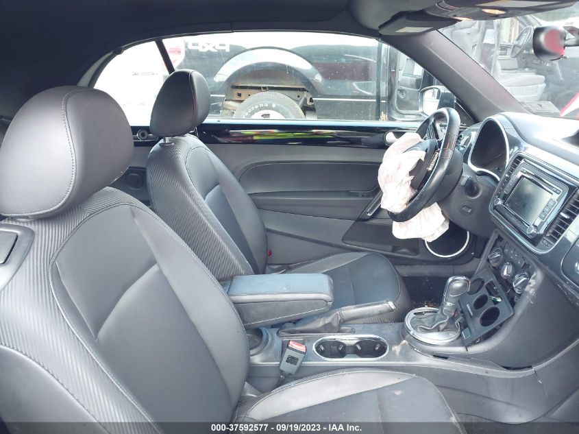 2014 VOLKSWAGEN BEETLE 2.0T R-LINE - 3VW7T7ATXEM818988