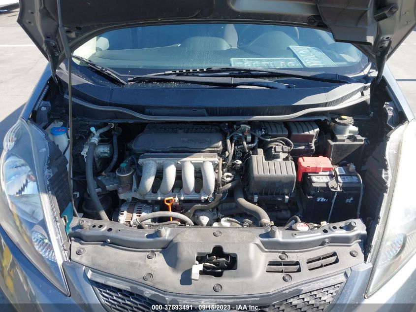 2013 HONDA FIT - JHMGE8H33DC010652