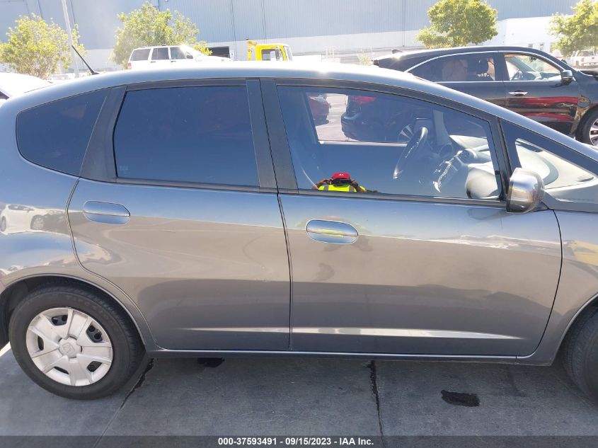 2013 HONDA FIT - JHMGE8H33DC010652