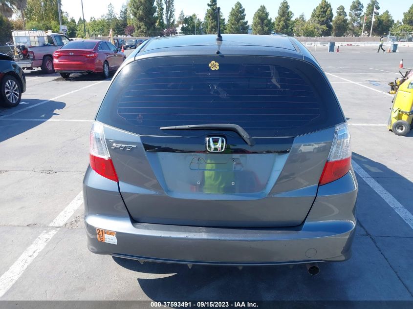 2013 HONDA FIT - JHMGE8H33DC010652