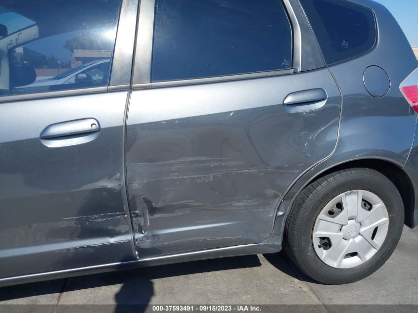 2013 HONDA FIT - JHMGE8H33DC010652