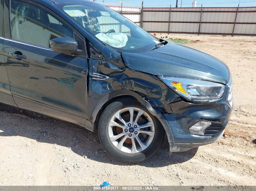 2019 FORD ESCAPE SE - 1FMCU9GD9KUA69758