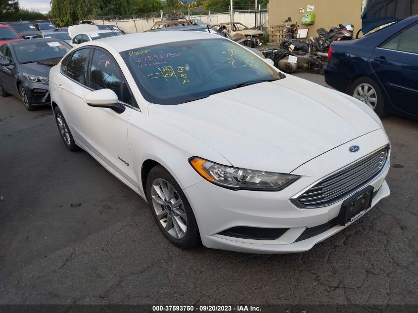 3FA6P0LU8HR261088 FORD FUSION SE HYBRID 2017