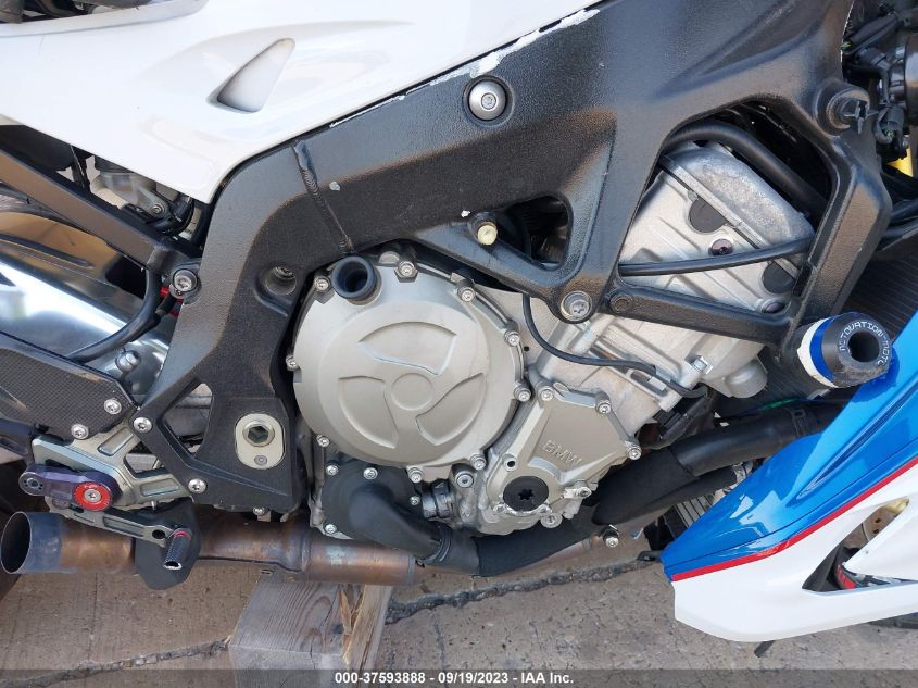 2015 BMW S 1000 RR - WB10D210XFZ352129