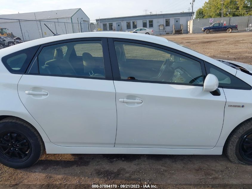 2015 TOYOTA PRIUS FOUR - JTDKN3DU8F1900088