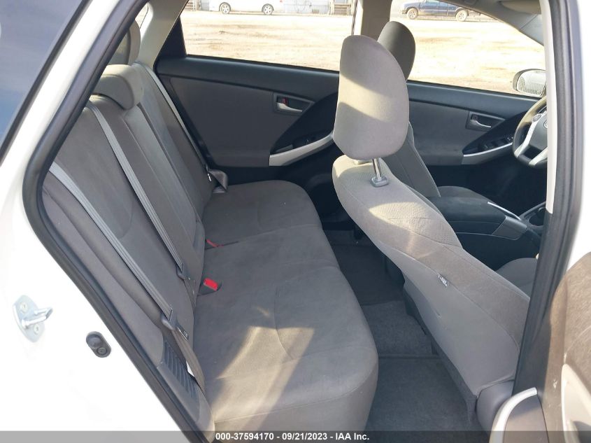 2015 TOYOTA PRIUS FOUR - JTDKN3DU8F1900088