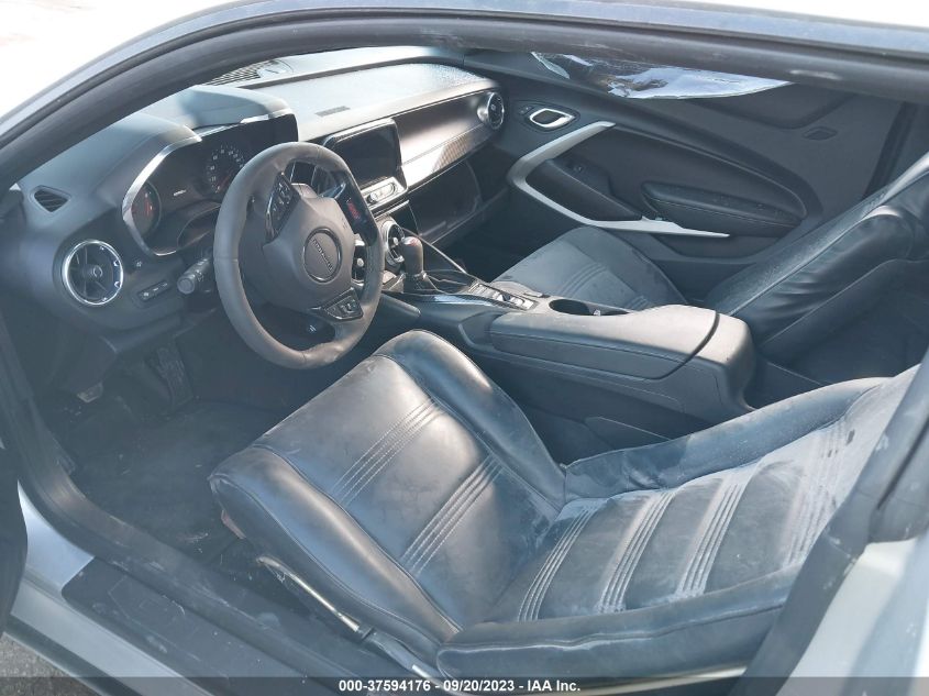 2018 CHEVROLET CAMARO SS - 1G1FE1R70J0162111