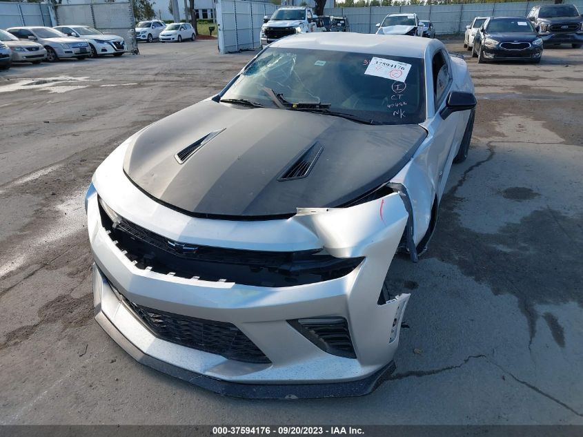 2018 CHEVROLET CAMARO SS - 1G1FE1R70J0162111