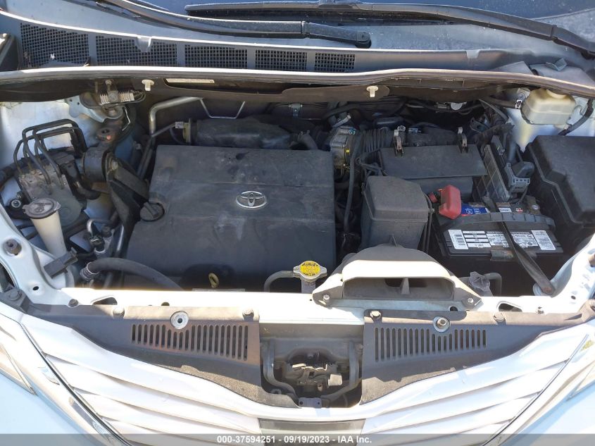 2015 TOYOTA SIENNA XLE/XLE AAS/LTD - 5TDYK3DC2FS631762