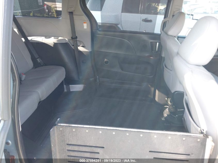 2015 TOYOTA SIENNA XLE/XLE AAS/LTD - 5TDYK3DC2FS631762