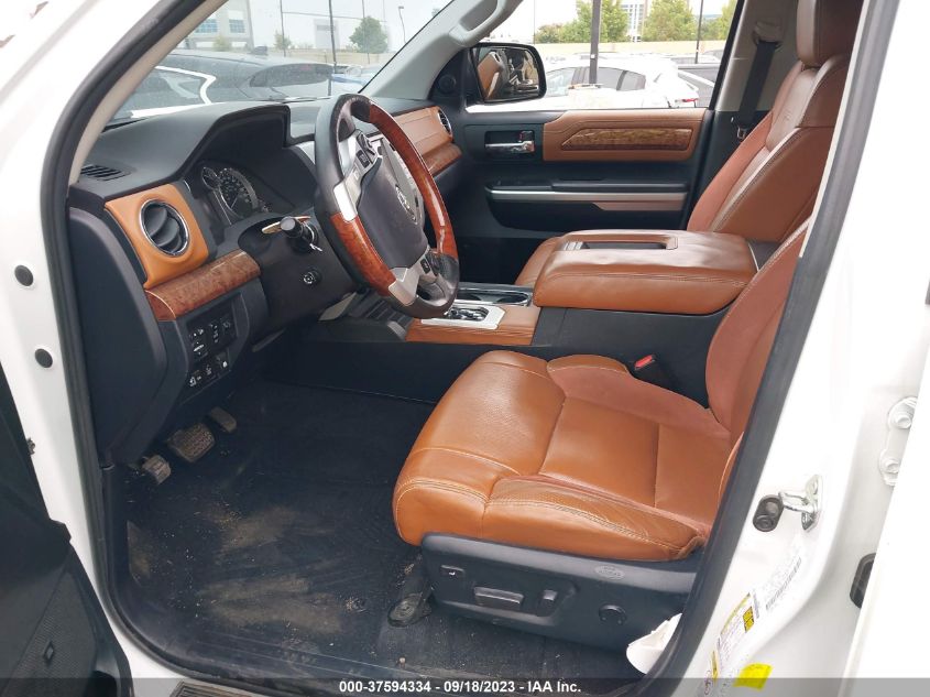 2016 TOYOTA TUNDRA 4WD TRUCK PLATINUM/1794 5TFAY5F10GX567305