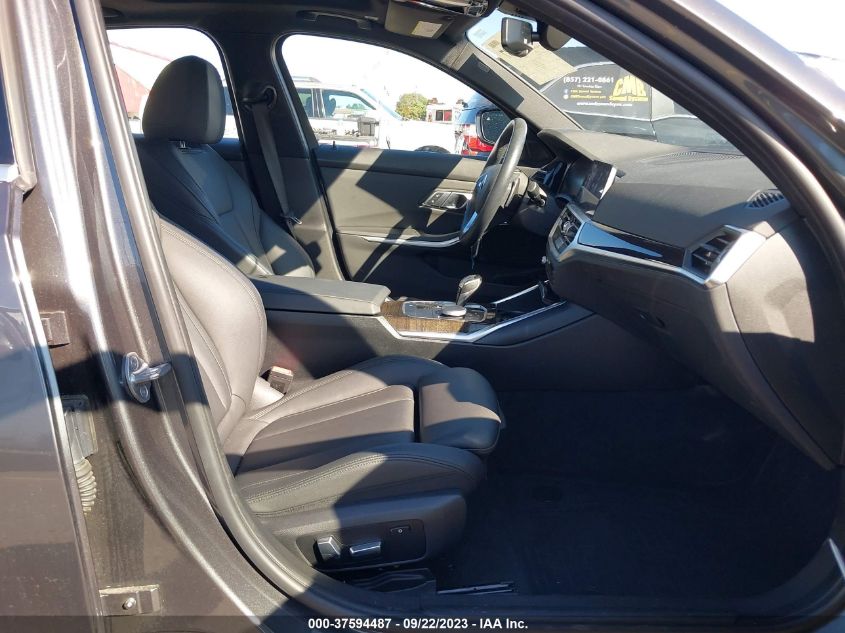 VIN WBA5R7C57KAJ87713 2019 BMW 3 SERIES 330I XDRIVE