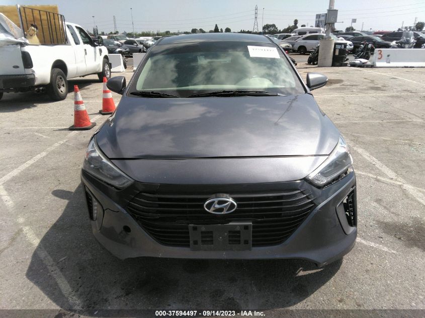 2017 HYUNDAI IONIQ HYBRID SEL - KMHC75LC4HU052193