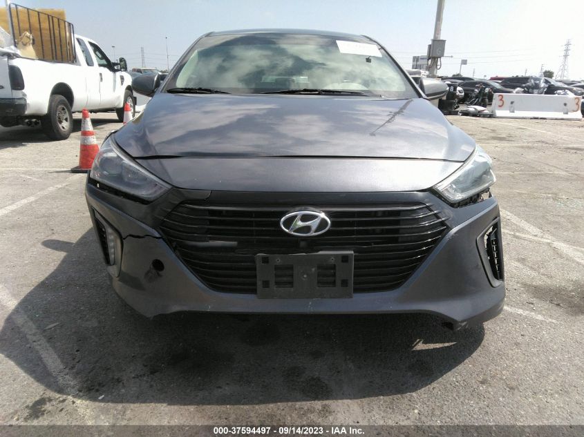 2017 HYUNDAI IONIQ HYBRID SEL - KMHC75LC4HU052193