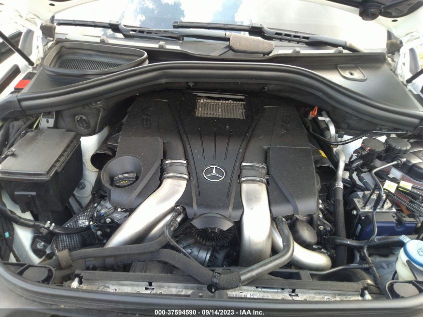 2015 MERCEDES-BENZ GL-CLASS GL 550 4JGDF7DE7FA547005