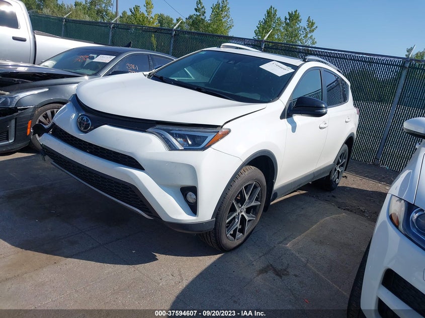 VIN JTMJFREV0HD219959 2017 TOYOTA RAV4 SE