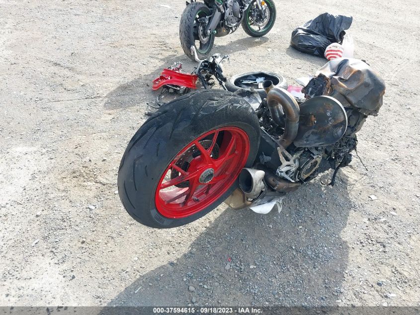 2023 DUCATI PANIGALE V2 ZDMHAATW4PB012063