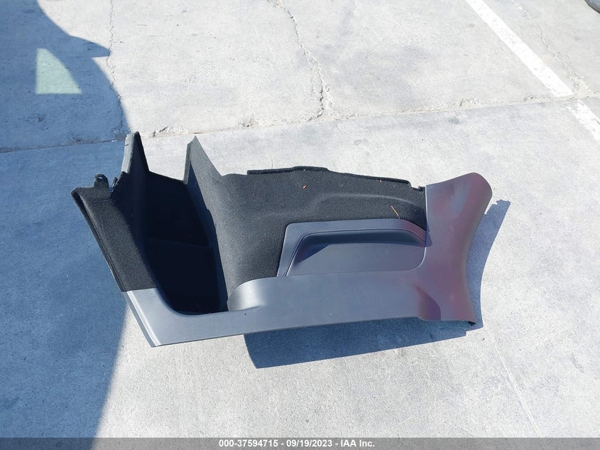 VIN 7SAYGAEE0NF552747 2022 TESLA MODEL Y LONG RANGE